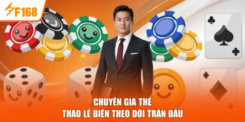 Chuyên gia thể thao Lê Biên theo dõi trận đấu